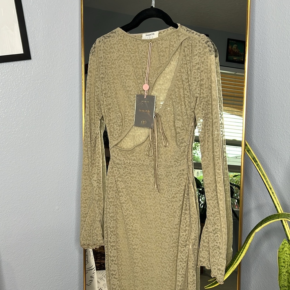 House of CB 'Giovanna' Stone Floral Lace Maxi Dress NWT - Picture 10 of 11
